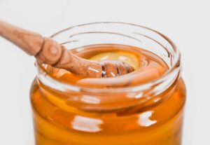 Çay Şekeri Yerine Kullanılabilecek Doğal Tatlandırıcılar ve Sağlığa Etkileri Rehberi