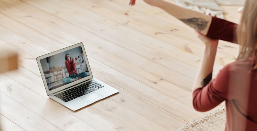 Online Terapi Nedir? İnternetten Psikolog Desteği Almanın Verimliliği ve Avantajları Online Terapi Nedir? İnternetten Psikolog Desteği Almanın Verimliliği ve Avantajları