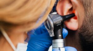 Kulak Çınlaması (Tinnitus) Neden Olur? Çözüm ve Rahatlatma Yöntemleri