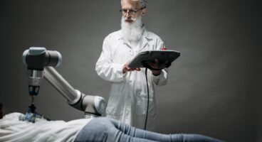 Robotik Cerrahi (Da Vinci Robotu) Nedir? Ameliyatlarda Hata Payı Nasıl Sıfırlanır?