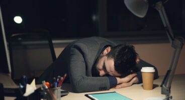 Sirkadiyen Ritim Bozukluğu Nedir? Jet-Lag ve Gece Vardiyasının Sağlığa Bilimsel Etkileri